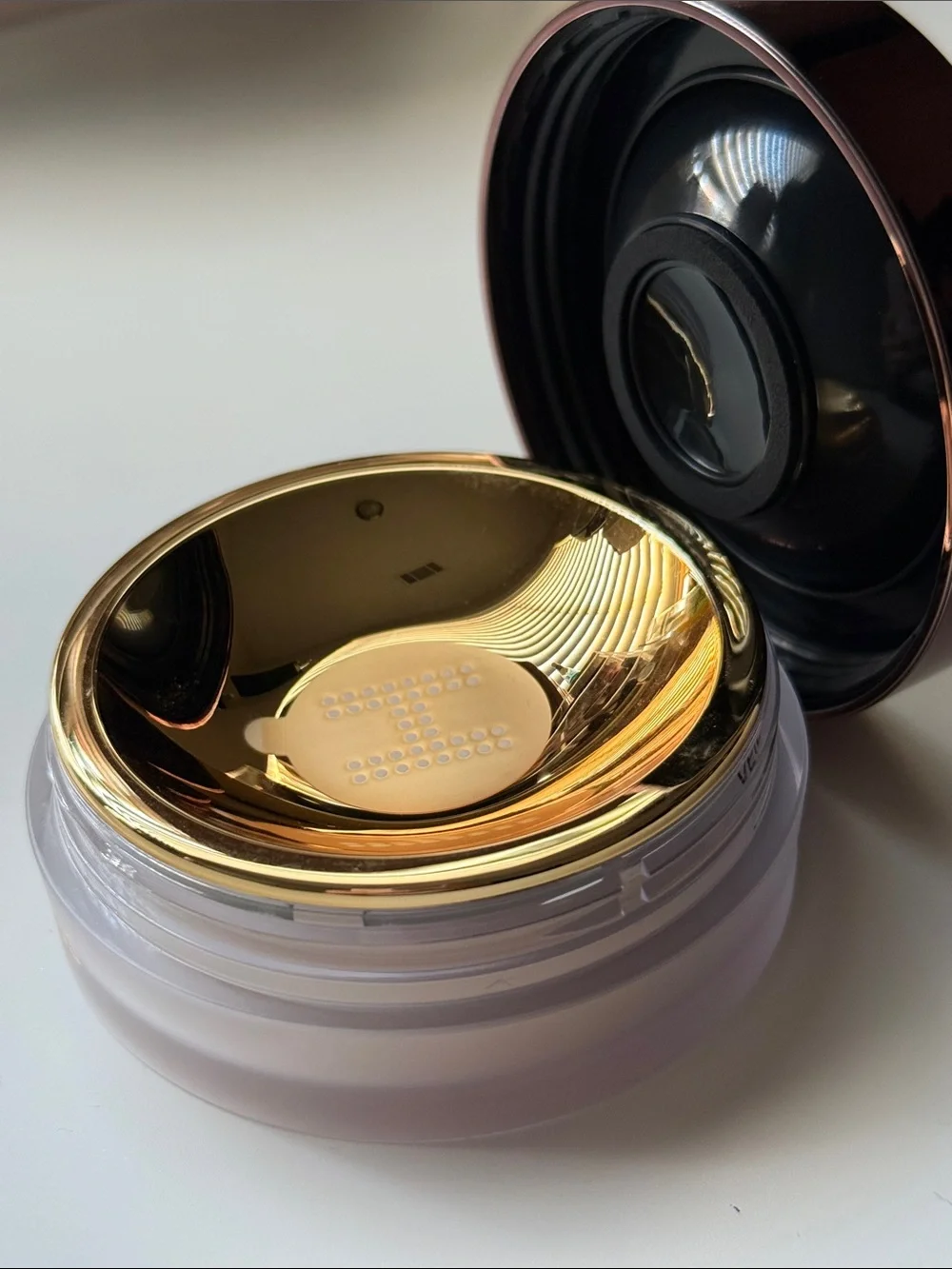 Hourglass Translucent Setting Powder